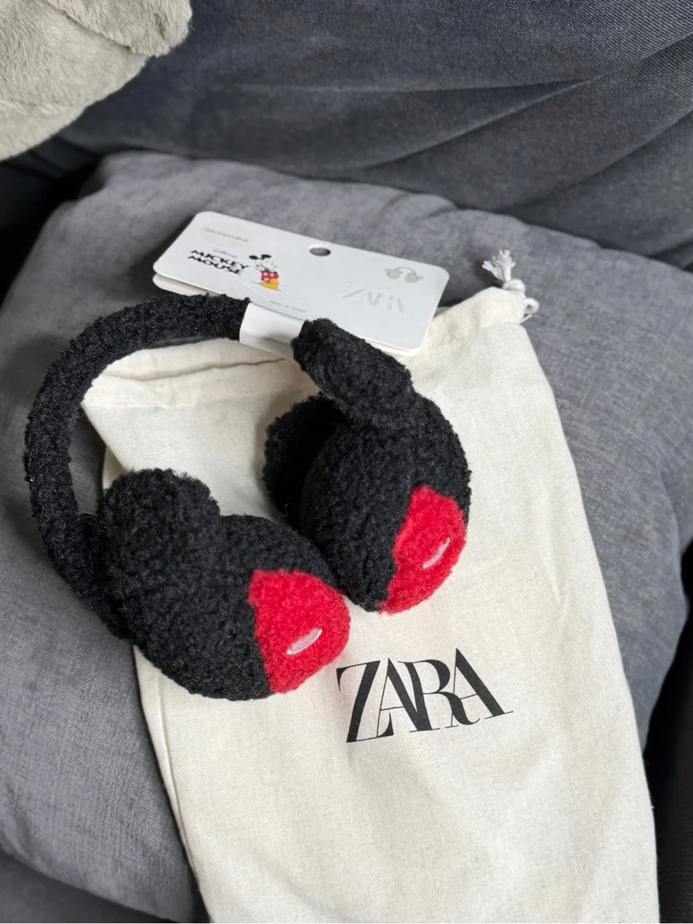 NWT Zara Kids SHEARLING MICKEY MOUSE  DISNEY EARMUFFS 6 - 14